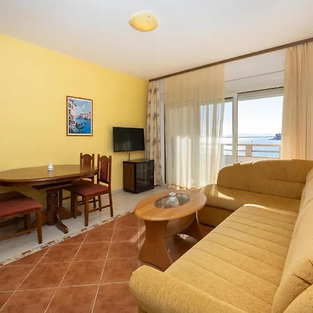 Cozy In Okrug Gornji Трогир